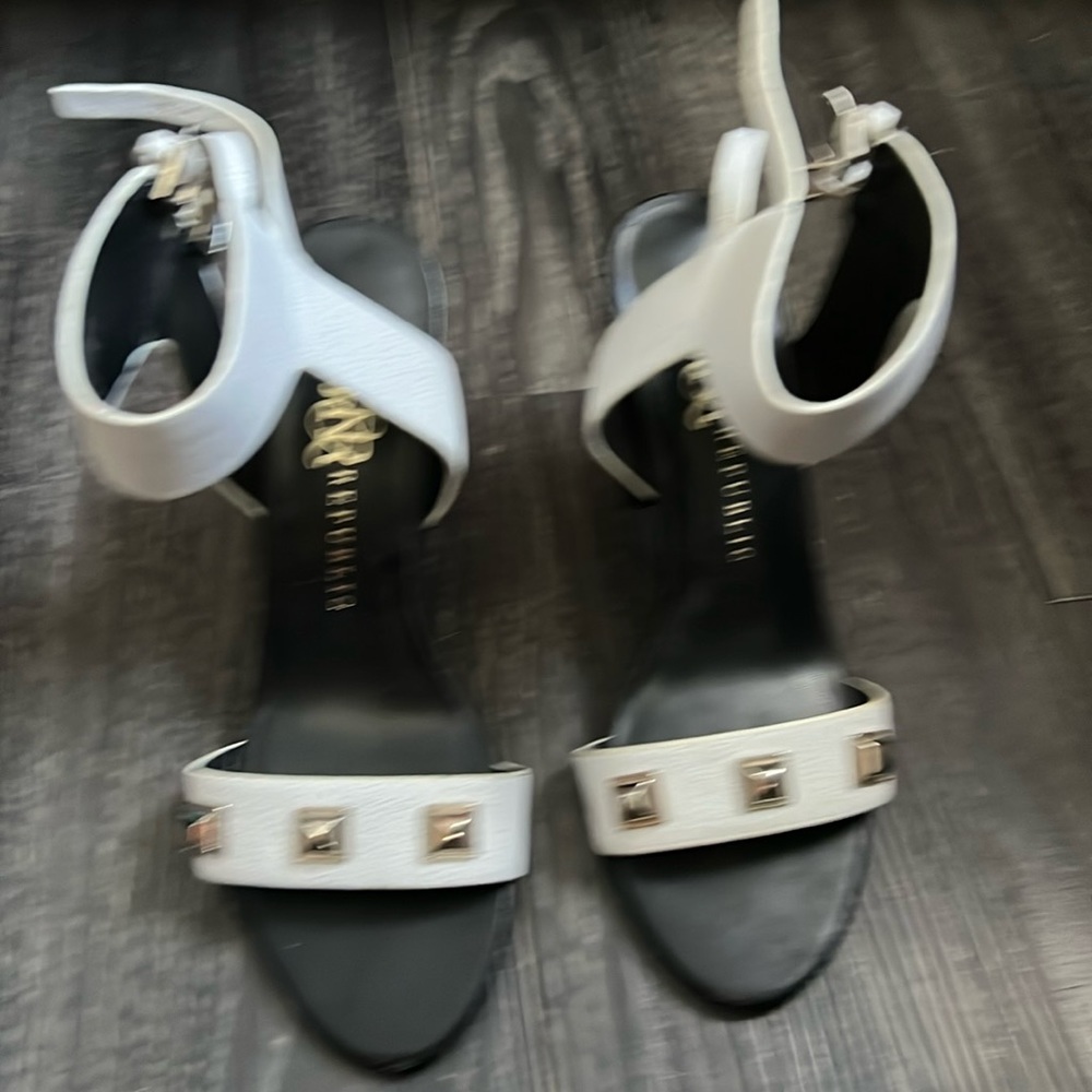 Rock N Republic white studded heels